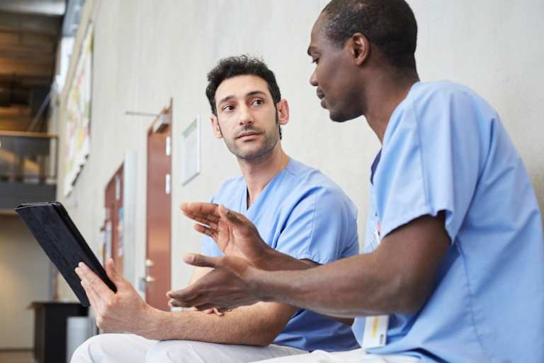 Best Online Associate in Healthcare Administration Degree Programs