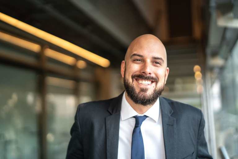 How to Become a Human Resources (HR) Specialist